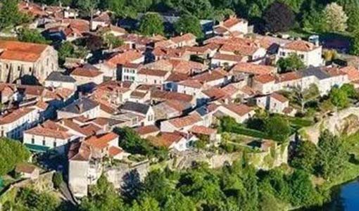 崇左回乡建别墅为什么一定要选专业乡墅公司